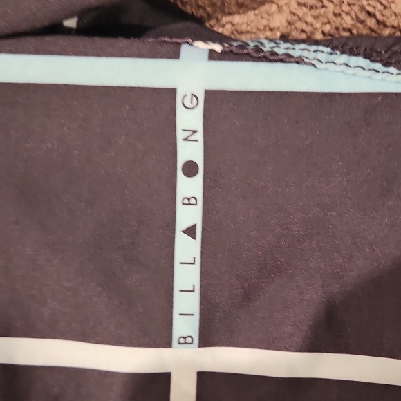 Billabong Men's Black and Blue Swim Shorts - Picture 4 of 6